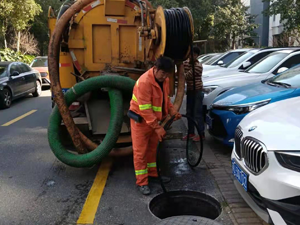 云龙排污管道清淤